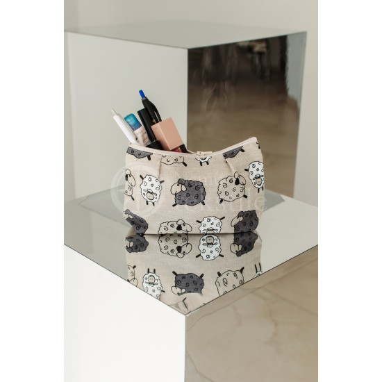 Colourful half-linen cosmetic bag "Sheep"